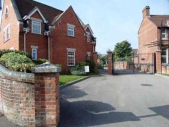 2 Bedroom Flat